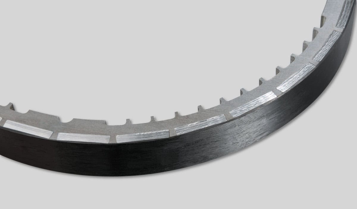 dettaglio-carbonio-grey https://nestech-lasercut.de/wp-content/uploads/2026/03/dettaglio-carbonio-grey.jpg